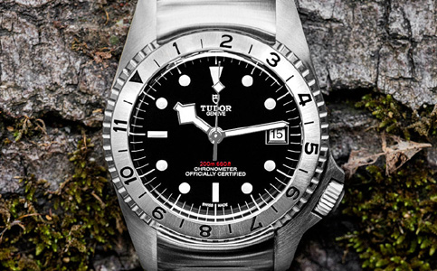 帝舵手表服務(wù)中心(帝舵手表有水珠怎么維修?)