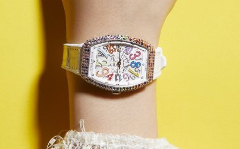 濟南法穆蘭維修電話(法穆蘭手表進灰的原因以及解決辦法)