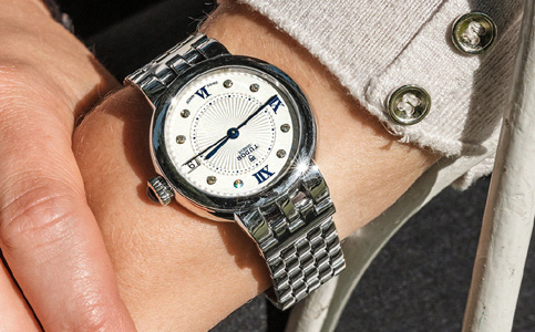 南京帝舵手表官方售后維修中心（帝舵走時變慢的原因）