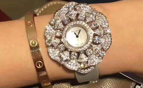 寶格麗官方售后維修中心服務（處理寶格麗手表表蒙上的劃痕）