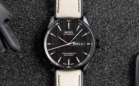 美度手表維修點售后電話（美度手表出現(xiàn)生銹的問題）